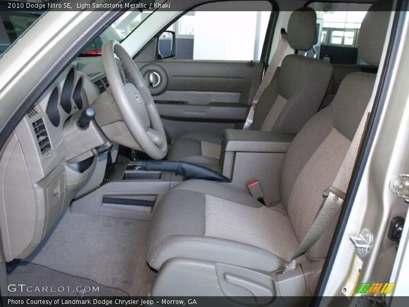 Light Sandstone Metallic / Khaki 2010 Dodge Nitro SE