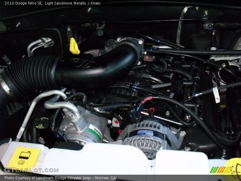 Light Sandstone Metallic / Khaki 2010 Dodge Nitro SE