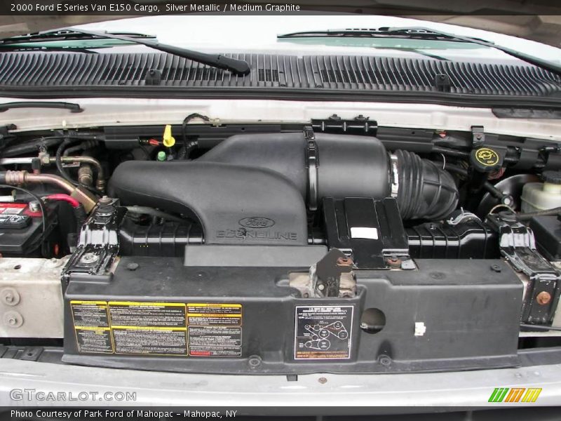 Silver Metallic / Medium Graphite 2000 Ford E Series Van E150 Cargo