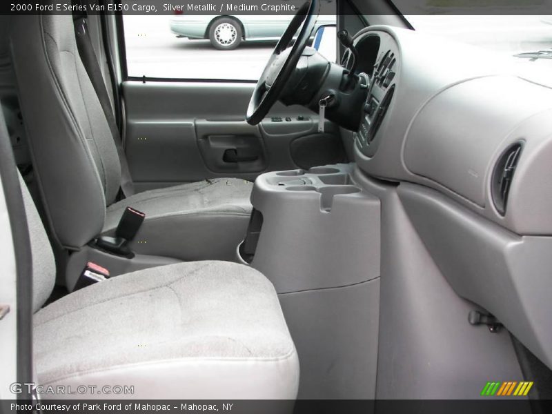 Silver Metallic / Medium Graphite 2000 Ford E Series Van E150 Cargo