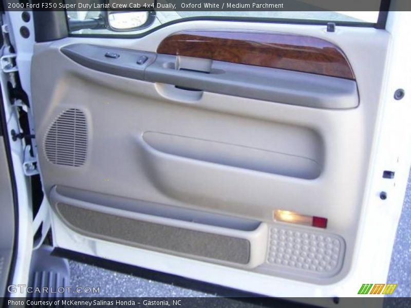 Oxford White / Medium Parchment 2000 Ford F350 Super Duty Lariat Crew Cab 4x4 Dually