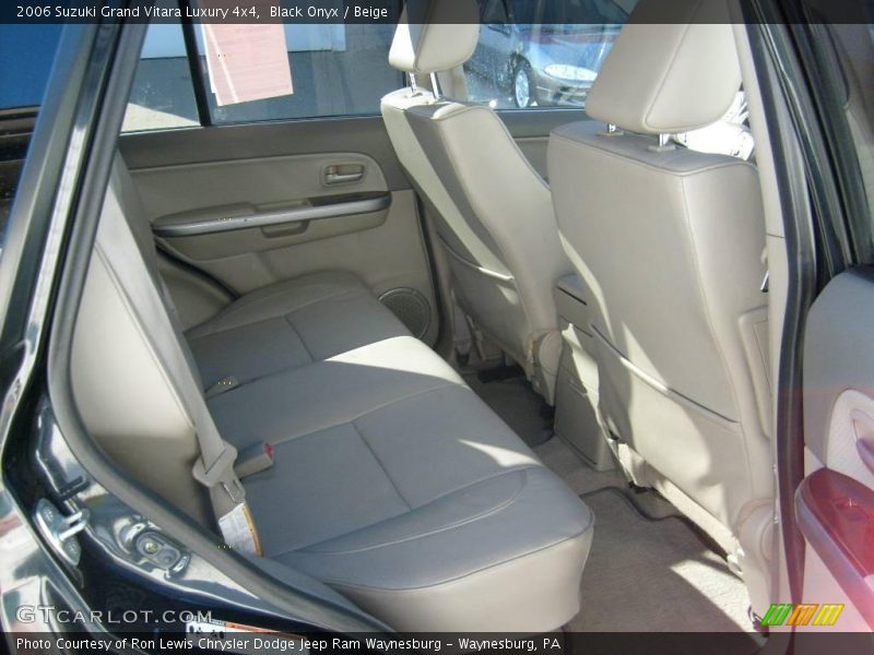 Black Onyx / Beige 2006 Suzuki Grand Vitara Luxury 4x4