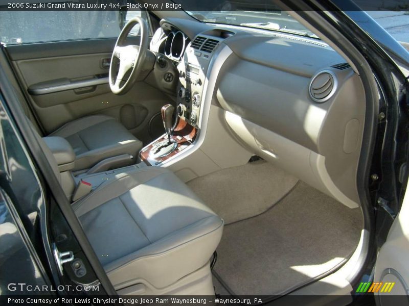 Black Onyx / Beige 2006 Suzuki Grand Vitara Luxury 4x4