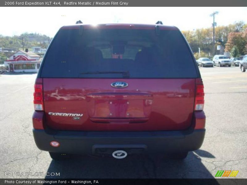 Redfire Metallic / Medium Flint Grey 2006 Ford Expedition XLT 4x4