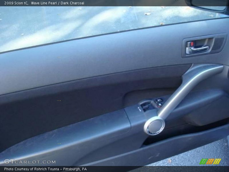 Wave Line Pearl / Dark Charcoal 2009 Scion tC