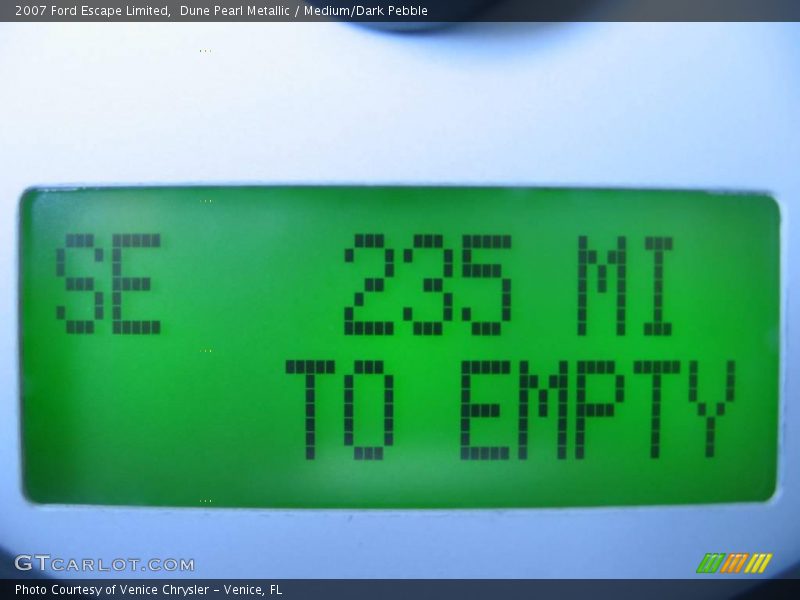 Dune Pearl Metallic / Medium/Dark Pebble 2007 Ford Escape Limited