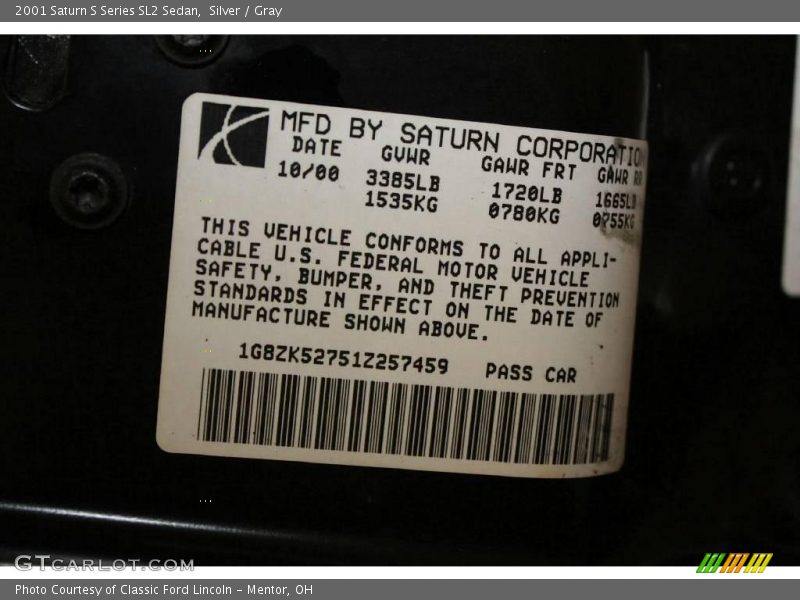 Silver / Gray 2001 Saturn S Series SL2 Sedan