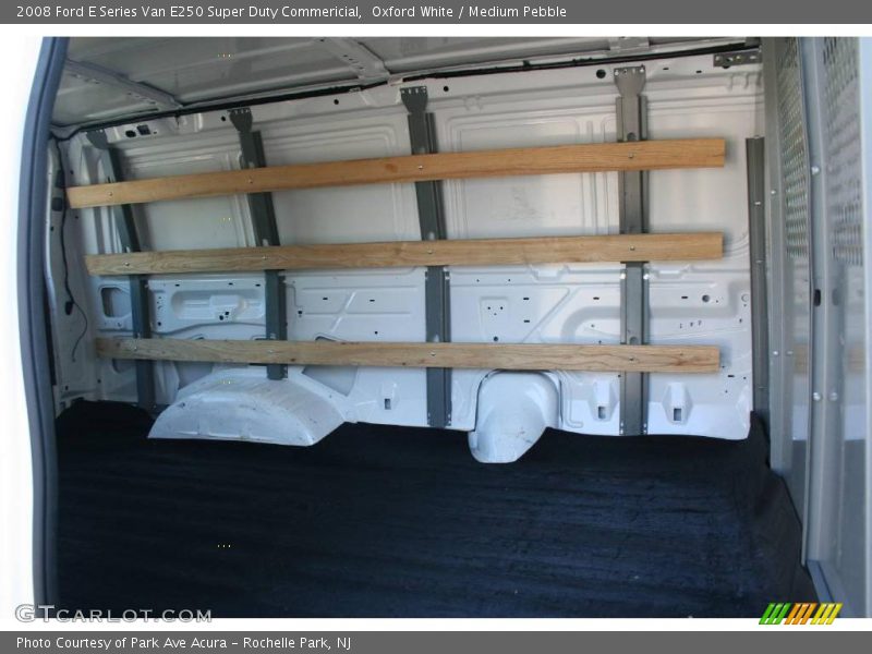 Oxford White / Medium Pebble 2008 Ford E Series Van E250 Super Duty Commericial