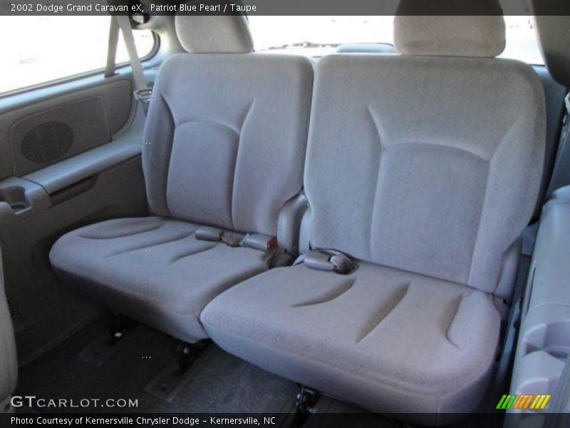 Patriot Blue Pearl / Taupe 2002 Dodge Grand Caravan eX