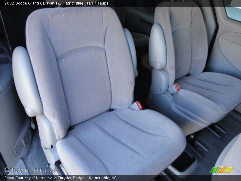 Patriot Blue Pearl / Taupe 2002 Dodge Grand Caravan eX