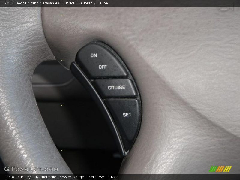 Patriot Blue Pearl / Taupe 2002 Dodge Grand Caravan eX