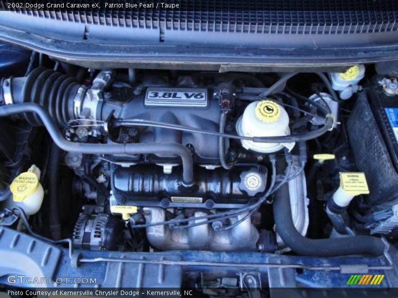 Patriot Blue Pearl / Taupe 2002 Dodge Grand Caravan eX