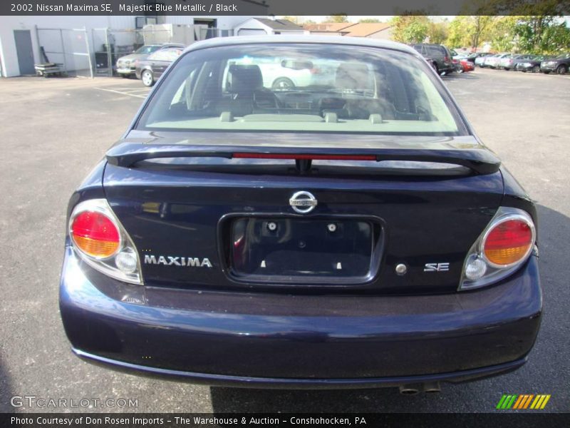 Majestic Blue Metallic / Black 2002 Nissan Maxima SE