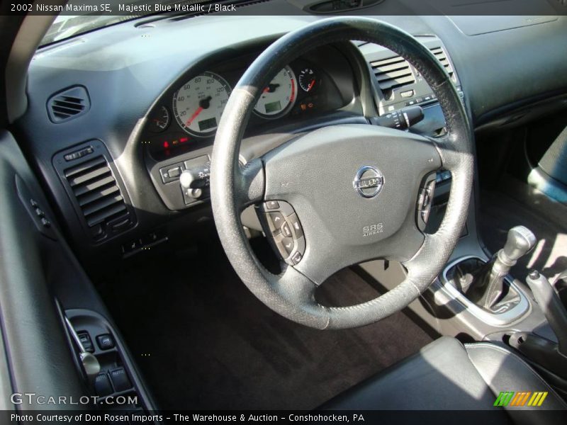 Majestic Blue Metallic / Black 2002 Nissan Maxima SE