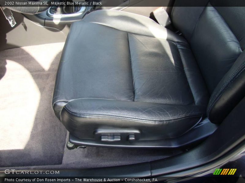 Majestic Blue Metallic / Black 2002 Nissan Maxima SE