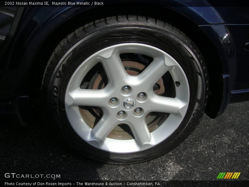 Majestic Blue Metallic / Black 2002 Nissan Maxima SE