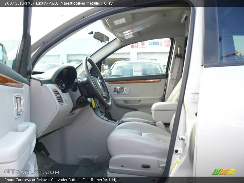 Majestic Silver Metallic / Grey 2007 Suzuki XL7 Luxury AWD