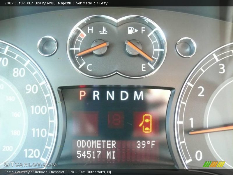 Majestic Silver Metallic / Grey 2007 Suzuki XL7 Luxury AWD