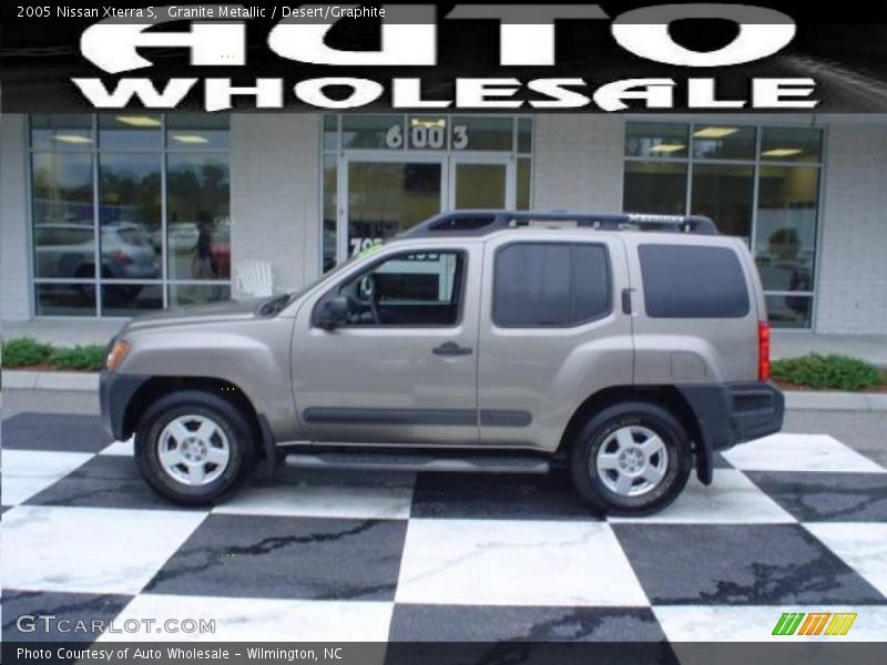 Granite Metallic / Desert/Graphite 2005 Nissan Xterra S