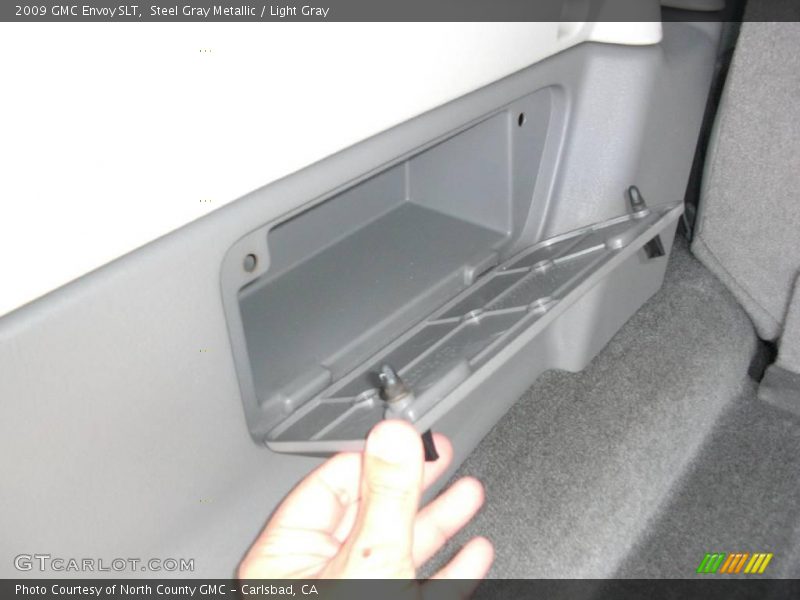 Steel Gray Metallic / Light Gray 2009 GMC Envoy SLT