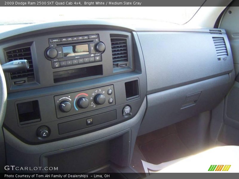 Bright White / Medium Slate Gray 2009 Dodge Ram 2500 SXT Quad Cab 4x4