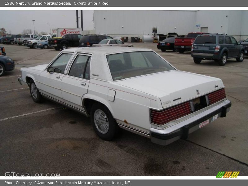 Oxford White / Red 1986 Mercury Grand Marquis Sedan
