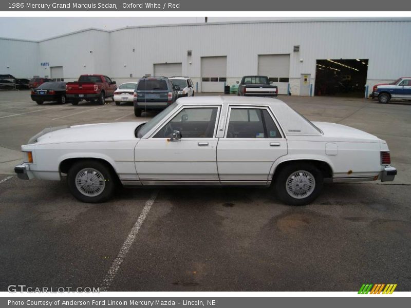 Oxford White / Red 1986 Mercury Grand Marquis Sedan