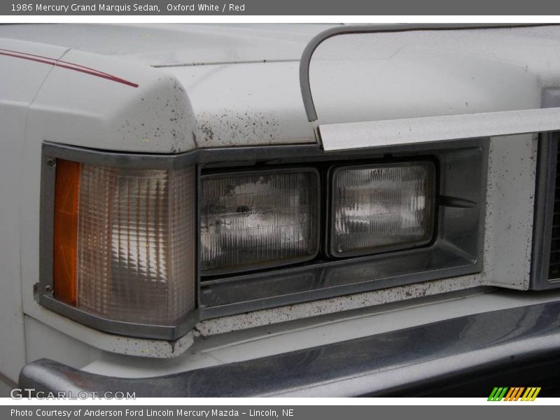 Oxford White / Red 1986 Mercury Grand Marquis Sedan