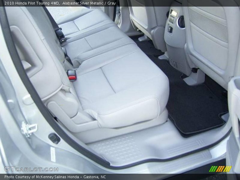 Alabaster Silver Metallic / Gray 2010 Honda Pilot Touring 4WD