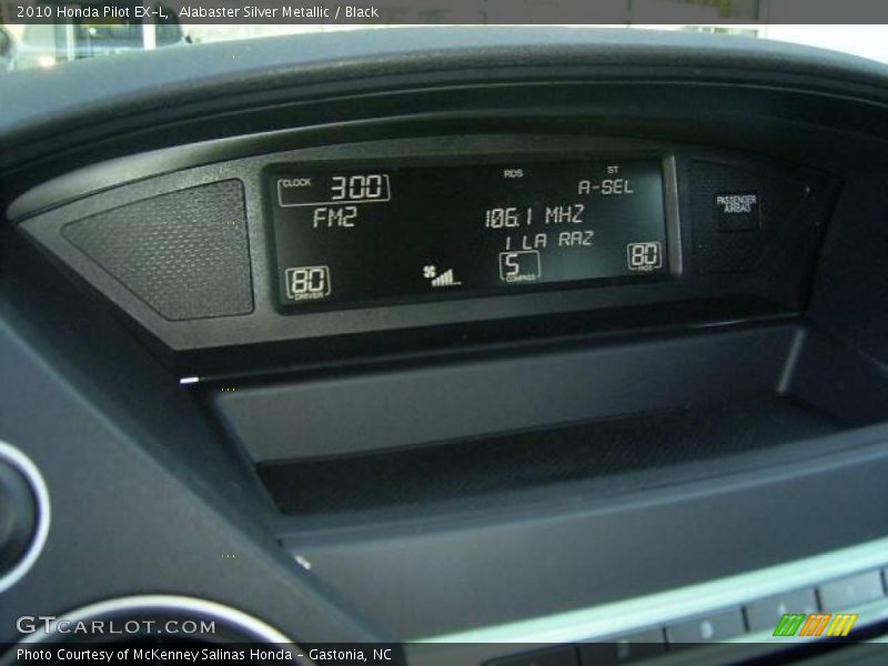 Alabaster Silver Metallic / Black 2010 Honda Pilot EX-L