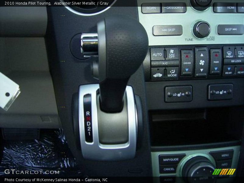 Alabaster Silver Metallic / Gray 2010 Honda Pilot Touring