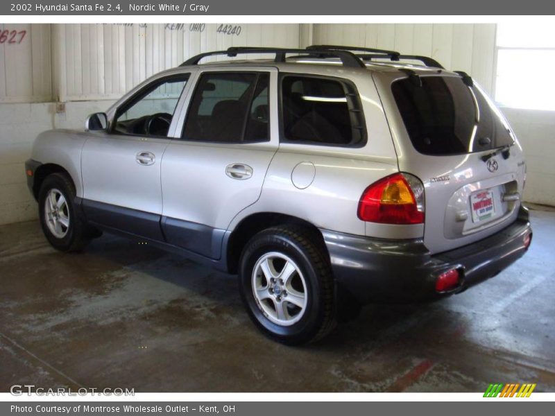 Nordic White / Gray 2002 Hyundai Santa Fe 2.4
