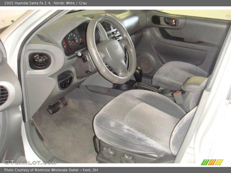Nordic White / Gray 2002 Hyundai Santa Fe 2.4