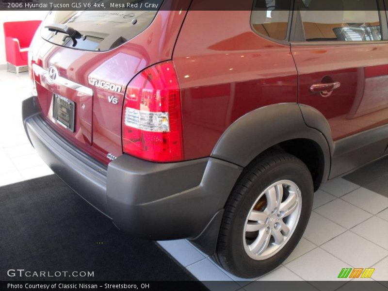 Mesa Red / Gray 2006 Hyundai Tucson GLS V6 4x4