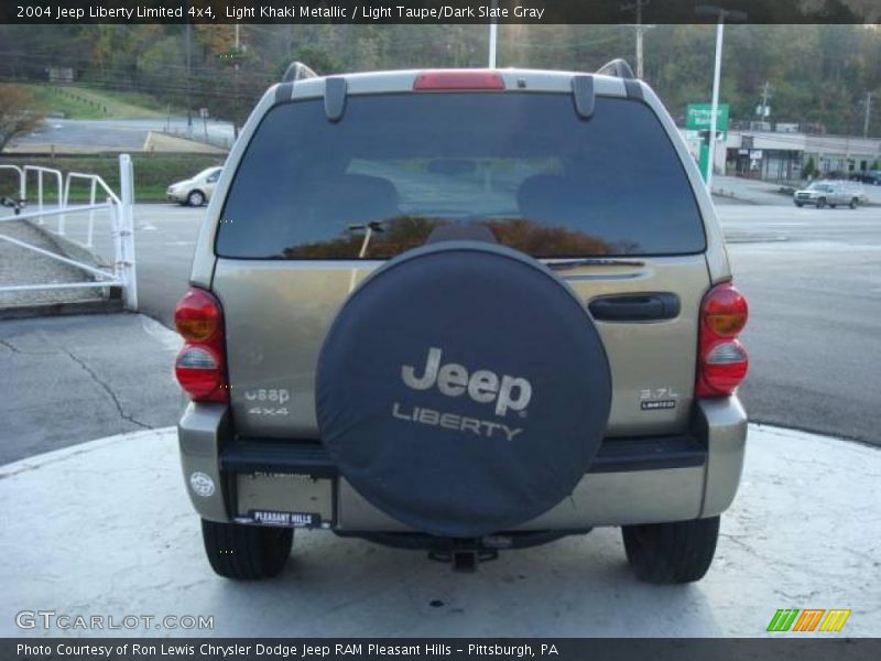 Light Khaki Metallic / Light Taupe/Dark Slate Gray 2004 Jeep Liberty Limited 4x4