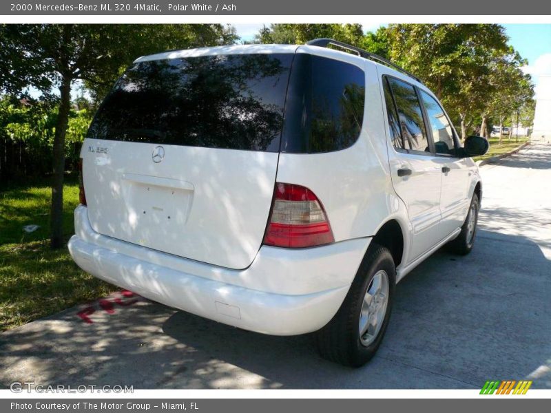 Polar White / Ash 2000 Mercedes-Benz ML 320 4Matic