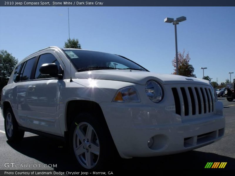 Stone White / Dark Slate Gray 2010 Jeep Compass Sport