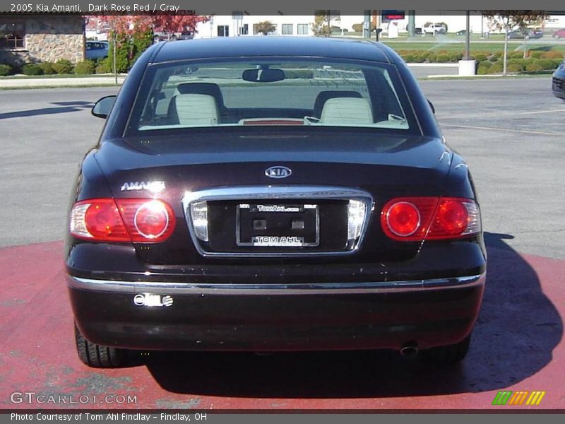 Dark Rose Red / Gray 2005 Kia Amanti