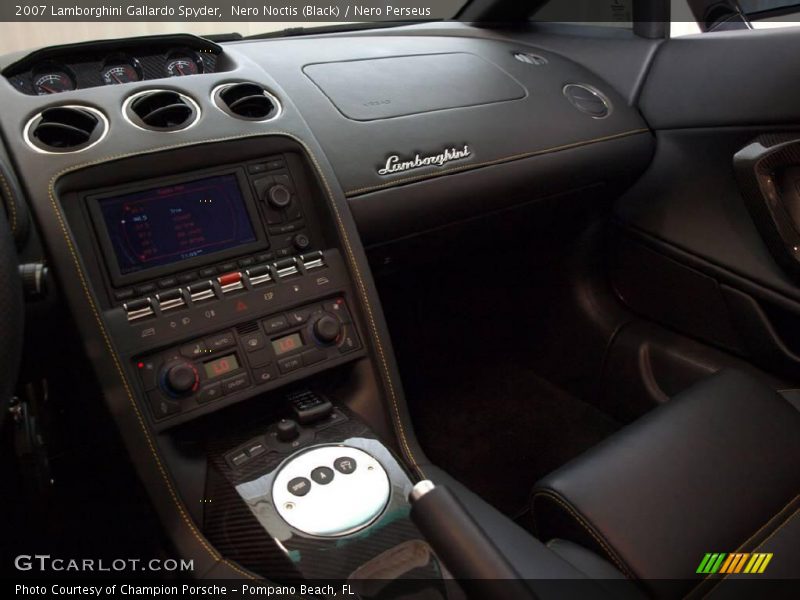 Nero Noctis (Black) / Nero Perseus 2007 Lamborghini Gallardo Spyder