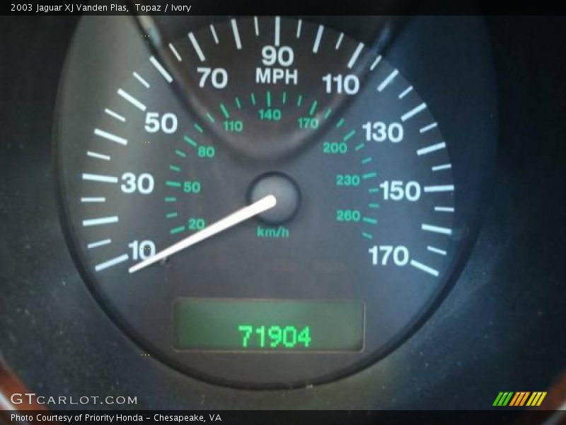 Topaz / Ivory 2003 Jaguar XJ Vanden Plas