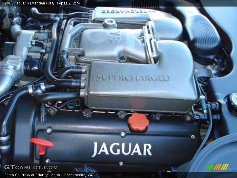 Topaz / Ivory 2003 Jaguar XJ Vanden Plas