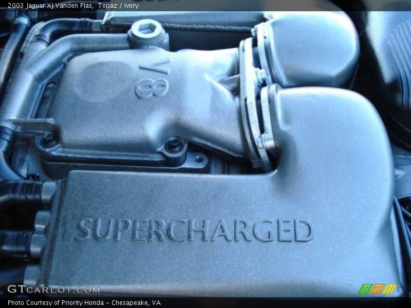 Topaz / Ivory 2003 Jaguar XJ Vanden Plas