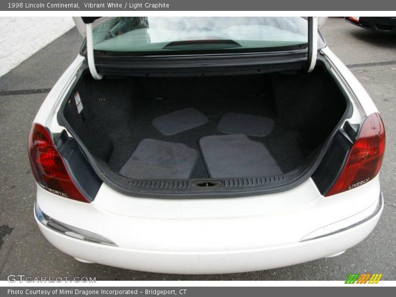 Vibrant White / Light Graphite 1998 Lincoln Continental