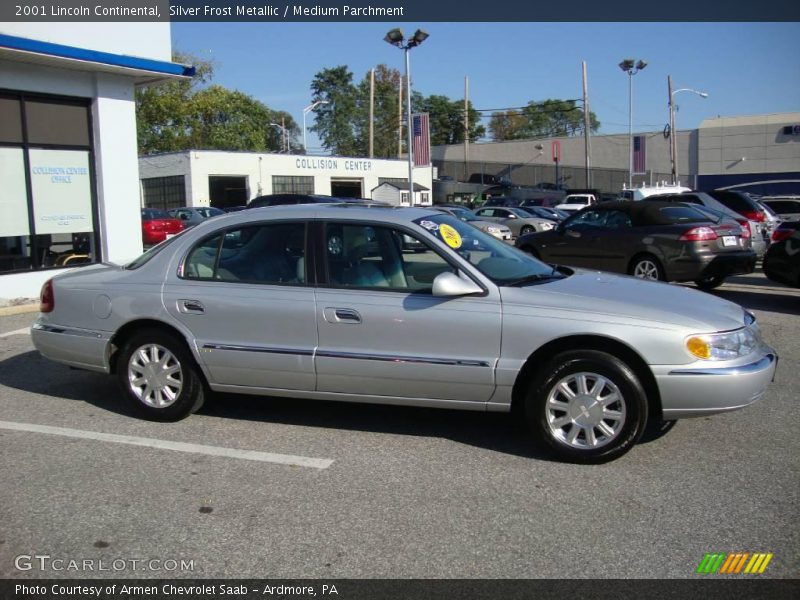 Silver Frost Metallic / Medium Parchment 2001 Lincoln Continental