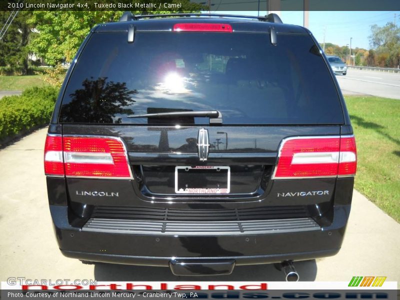 Tuxedo Black Metallic / Camel 2010 Lincoln Navigator 4x4