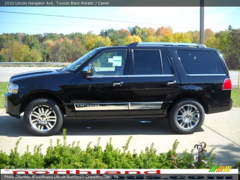 Tuxedo Black Metallic / Camel 2010 Lincoln Navigator 4x4