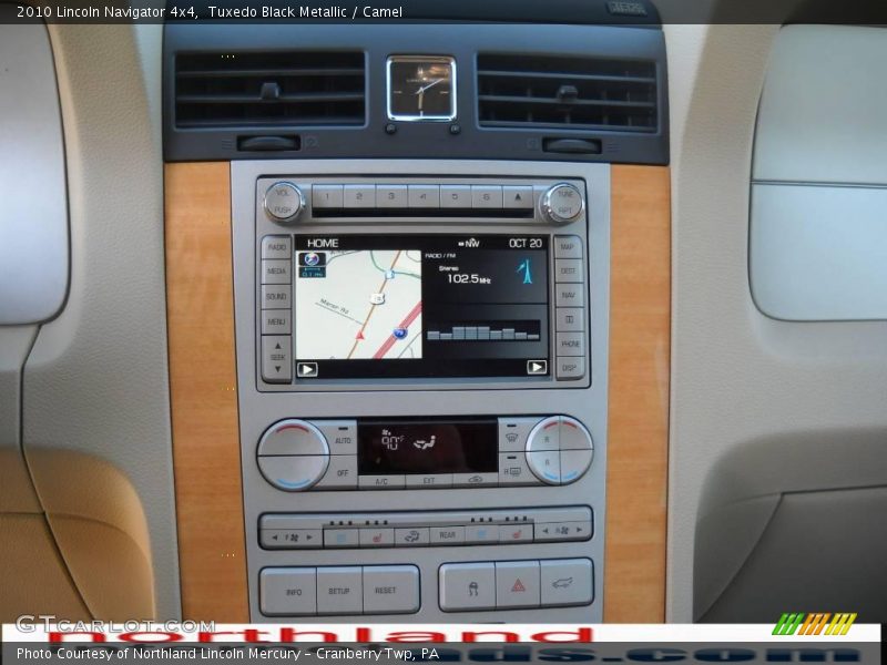 Tuxedo Black Metallic / Camel 2010 Lincoln Navigator 4x4