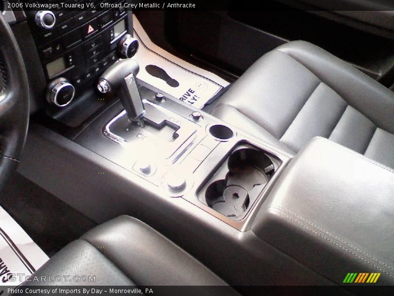 Offroad Grey Metallic / Anthracite 2006 Volkswagen Touareg V6