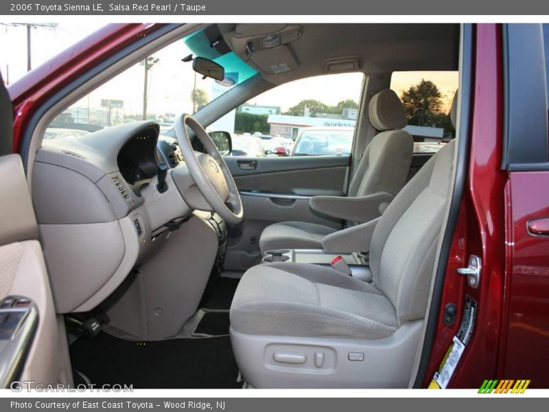 Salsa Red Pearl / Taupe 2006 Toyota Sienna LE