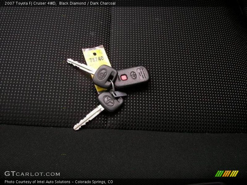 Black Diamond / Dark Charcoal 2007 Toyota FJ Cruiser 4WD